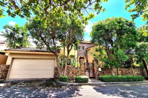 3 Bedroom Villa for sale in Silk Road Place, Huai Yai, Chonburi