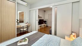 1 Bedroom Condo for rent in Sam Sen Nok, Bangkok