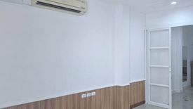 1 Bedroom Townhouse for rent in Din Daeng, Bangkok near MRT Sutthisan