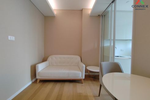 1 Bedroom Condo for rent in The Saint Residences, Chom Phon, Bangkok near MRT Phahon Yothin