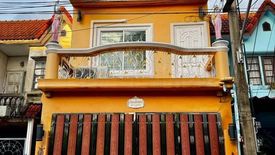 3 Bedroom Townhouse for rent in Bang Khun Si, Bangkok near MRT Fai Chai