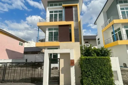3 Bedroom Townhouse for sale in Baan Lang Suan Phutthamonthon Sai 4-Phetkasem, Krathum Lom, Nakhon Pathom