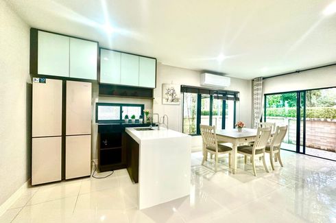 4 Bedroom House for rent in setthasiri krungthep kreetha, Hua Mak, Bangkok