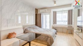 1 Bedroom Condo for sale in Ideo Sathorn - Wongwian Yai, Khlong Ton Sai, Bangkok near BTS Wongwian Yai