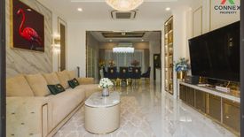 3 Bedroom House for sale in Tha Raeng, Bangkok