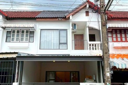 2 Bedroom Townhouse for sale in Tha Raeng, Bangkok near MRT Ram Inthra Km.6
