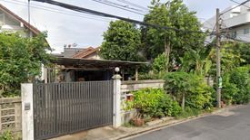 4 Bedroom House for sale in Sam Sen Nok, Bangkok