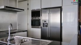 3 Bedroom Condo for rent in Bang Phong Pang, Bangkok