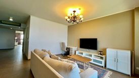 2 Bedroom Condo for sale in Zire Wongamat, Na Kluea, Chonburi
