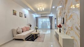 2 Bedroom Townhouse for sale in Nong Prue, Chonburi