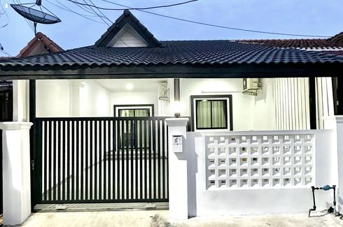 2 Bedroom Townhouse for sale in Nong Prue, Chonburi