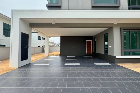 4 Bedroom House for sale in Nong Prue, Chonburi