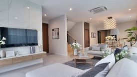4 Bedroom House for sale in Na Kluea, Chonburi
