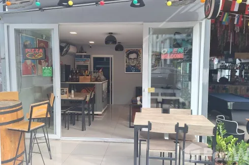 Commercial for sale in Na Kluea, Chonburi