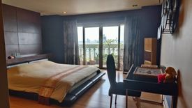 1 Bedroom Condo for sale in Nusa State Tower Condominium, Silom, Bangkok near BTS Surasak