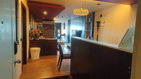 1 Bedroom Condo for sale in Nusa State Tower Condominium, Silom, Bangkok near BTS Surasak