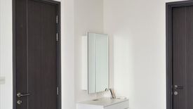 1 Bedroom Condo for rent in Edge Sukhumvit 23, Khlong Toei Nuea, Bangkok near BTS Asoke