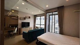 1 Bedroom Condo for sale in Si Phraya, Bangkok near MRT Sam Yan