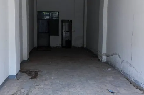 Condo for rent in Talat Phlu Condominium, Bang Yi Ruea, Bangkok near BTS Wongwian Yai