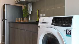 1 Bedroom Condo for rent in Supalai Loft Yaek Fai Chai Station, Bang Khun Si, Bangkok near MRT Fai Chai