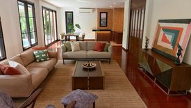 4 Bedroom House for rent in Khlong Tan Nuea, Bangkok