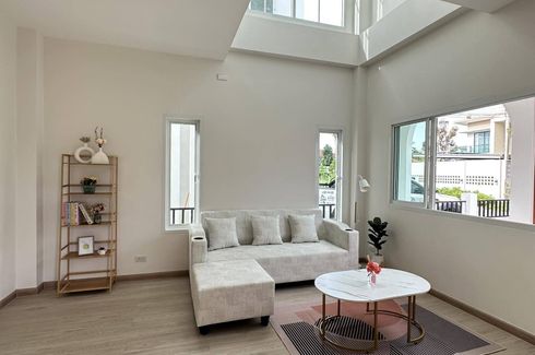 3 Bedroom House for sale in San Phak Wan, Chiang Mai