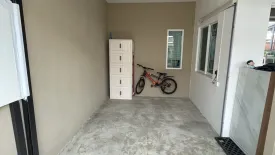 3 Bedroom Townhouse for sale in Bang Chalong, Samut Prakan