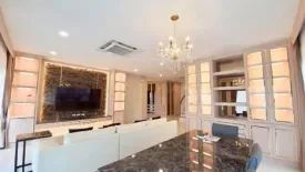 5 Bedroom House for sale in Bang Kaeo, Samut Prakan