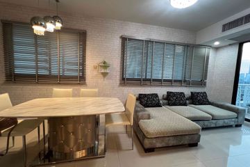 2 Bedroom Condo for rent in Bang Kapi, Bangkok near MRT Phetchaburi
