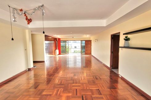 3 Bedroom Condo for rent in Khlong Tan, Bangkok near BTS Thong Lo