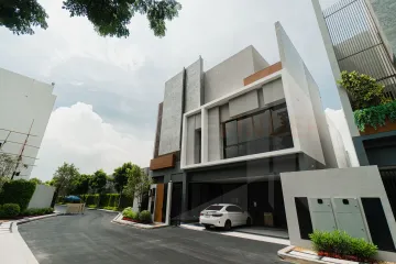 3 Bedroom House for sale in 