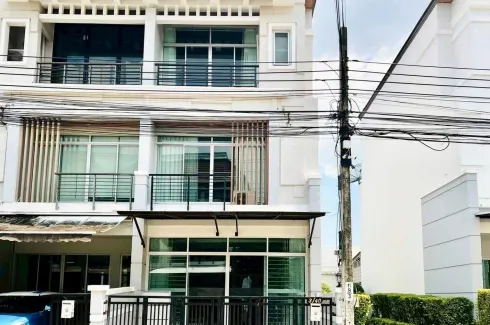 3 Bedroom House for rent in Baan Klang Muang Urbanion Srinakarin, Nong Bon, Bangkok near MRT Si Udom