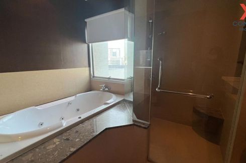 4 Bedroom Condo for rent in Royal Residence Park, Lumpini, Bangkok near BTS Ratchadamri