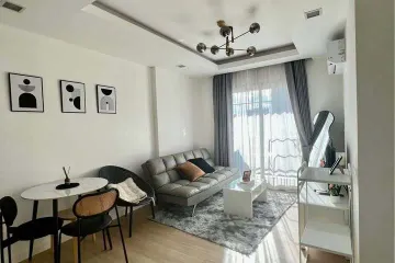1 Bedroom Condo for rent in Thru Thonglor, Bang Kapi, Bangkok near MRT Phetchaburi