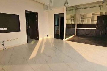 2 Bedroom Condo for sale in Sun Palace Condominium, Bang Kapi, Bangkok near MRT Thailand Cultural Centre