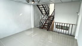 3 Bedroom Townhouse for sale in Ban Ko, Samut Sakhon