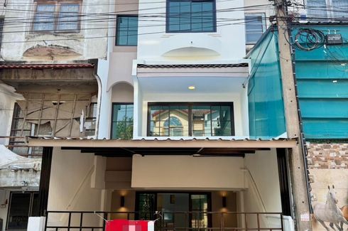 3 Bedroom Townhouse for sale in Ban Ko, Samut Sakhon
