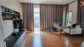 3 Bedroom Townhouse for sale in Baan Klang Muang The Paris Rama 9 - Ramkamhaeng, Hua Mak, Bangkok near Airport Rail Link Hua Mak