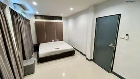 3 Bedroom Townhouse for sale in Baan Sintawee Thianthale 2, Samae Dam, Bangkok