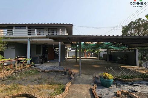 4 Bedroom House for rent in Chom Phon, Bangkok near MRT Chankasem