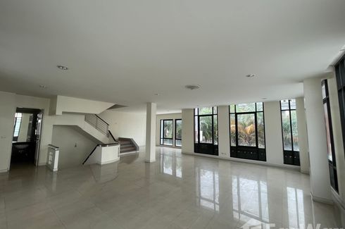 Office for rent in Baan Klang Krung Office Park Bangna, Bang Na, Bangkok near MRT Si Iam