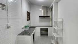 4 Bedroom Townhouse for sale in Bang Bamru, Bangkok near MRT Bang Yi Khan