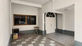 4 Bedroom Townhouse for sale in Bang Bamru, Bangkok near MRT Bang Yi Khan