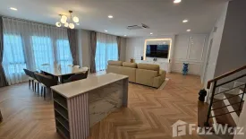 4 Bedroom House for sale in Centro Bangna, Bang Kaeo, Samut Prakan