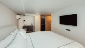 1 Bedroom Condo for sale in Siamese Exclusive Sukhumvit 31, Khlong Toei Nuea, Bangkok near MRT Sukhumvit