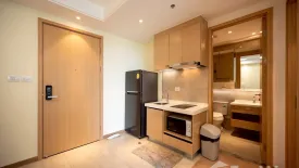 1 Bedroom Condo for rent in Regal Condo Sathorn - Naradhiwas, Thung Maha Mek, Bangkok