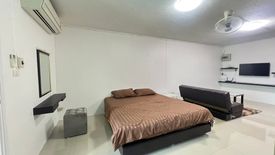 Condo for rent in SR Condo Complex, Nong Pa Khrang, Chiang Mai