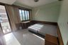 2 Bedroom Condo for rent in Khlong Toei Nuea, Bangkok near MRT Phetchaburi