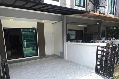 2 Bedroom House for sale in Surasak, Chonburi