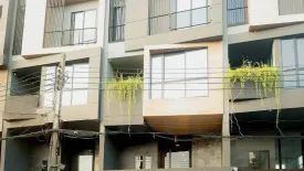 4 Bedroom House for sale in L SCAPE Ratchada 20, Sam Sen Nok, Bangkok near MRT Ratchadaphisek